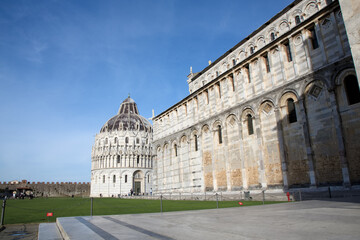 Obraz premium Pisa, Cattedrale in piazza del Duomo e battistero. Italia