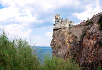 Fototapeta na wymiar Beautiful panoramic view of the swallow's nest castle in Crimea. The concept of tourism in Russia, the sights of the Crimea.