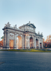 Obraz premium puerta de alcala in madrid