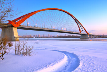 Morning at the Bugrinsky Bridge