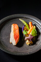 魚料理・レストラン・盛り付け