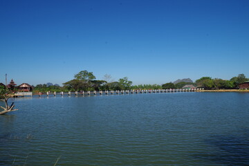 ミャンマー　パアンのチャウカラッパゴダ