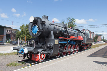 Obraz premium Old locomotive at Kaliningrad train station, Russia.
