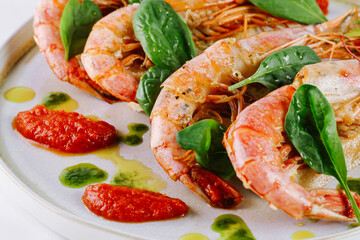 Argentine pink shrimp with tomatoes and fennel