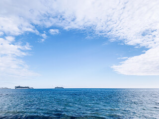 Fototapeta premium blue sea horizon, natural colors