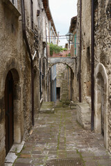 Fototapeta na wymiar Castelvecchio Calvisio, medieval village in the Gran Sasso Natural Park, Abruzzi