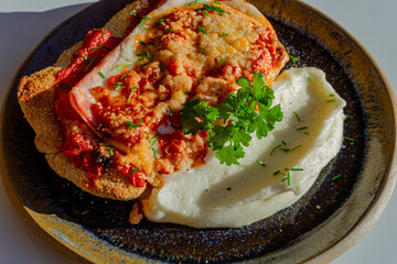 Milanese parmesan with mashed potatoes