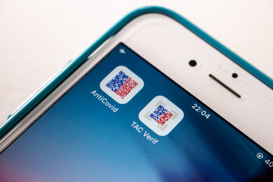Kumamoto, JAPAN - Oct 20 2021 : Closeup TousAntiCovid and TAC Verif apps on iPhone. TousAntiCovid is a contact tracing app for monitoring the spread of the COVID-19 pandemic in France.