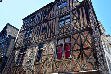 Tours; France - july 11 2020 : the old city in summer
