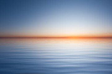 Obraz premium Water surface with waves and clear blue sky landscape