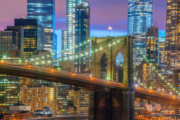 Fototapeta na wymiar New York City skyline cityscape of Manhattan with brooklyn bridge in USA