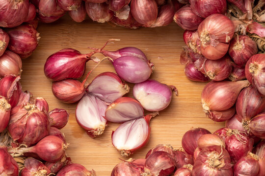 Premium Photo  Shallots or red onion asian herbs and cooking ingredients  on wooden background