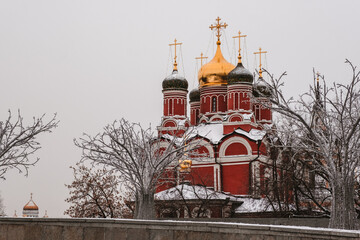 Obraz premium New Year Eve. Heavy snowfall in Moscow