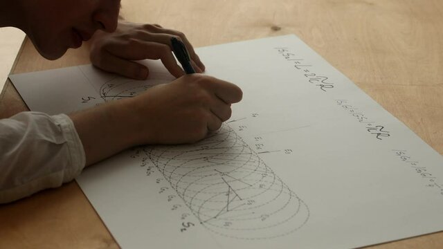 Young mathematician Pavel Kubarkov, drawing cycloid with using a marker pen. Date of shooting day 28 December 2021 year, MSK time. This video was filmed in Russia.