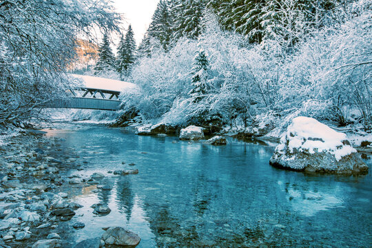Winter - Ostrach - Allg&auml;u - Bad Hindelang - Eis - Br&uuml;cke - Raureif