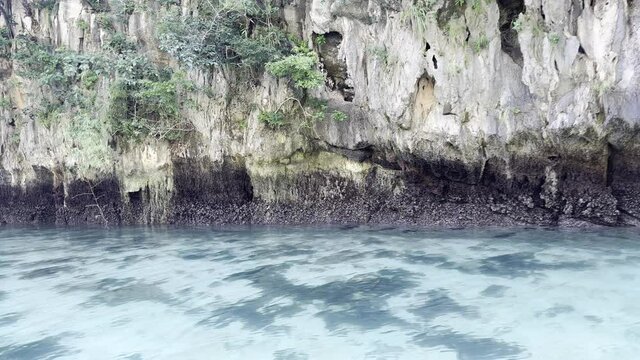 ピピ島 ピレ湾 タイ 東南アジア