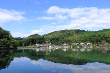 山梨県甲府市千代田湖の風景