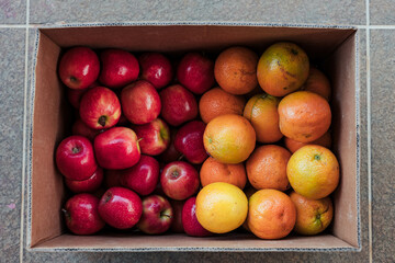 Market Fresh Organic Apples and Oranges