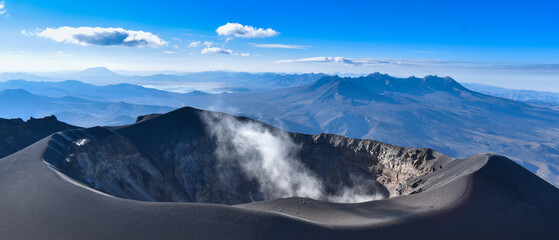 Cráter volcán Misti Arequipa