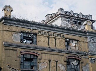 Fototapeta na wymiar Dilapidated abandoned beer cerveja factory in Lisbon, Portugal.