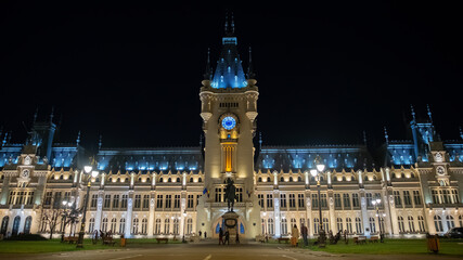 Fototapeta na wymiar Panoramic view of the Palace of Culture in Iasi downtown at night, Romani