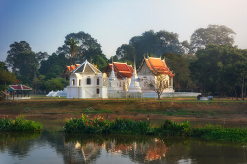 Obraz premium temple on the river
