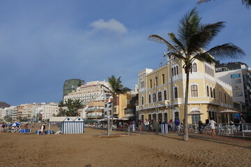Playa de Las Canteras in Las Palmas de Gran Canaria