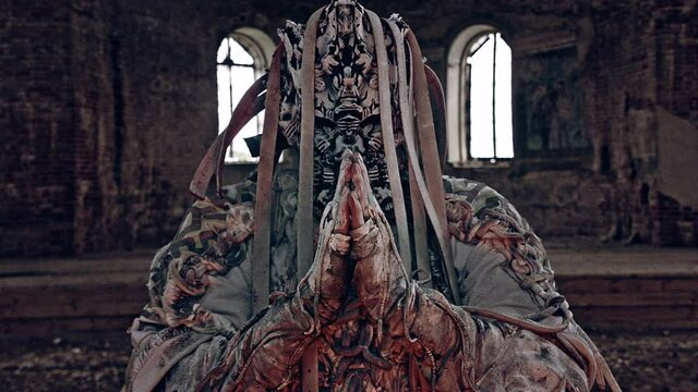 Deity in the middle of a ruined temple