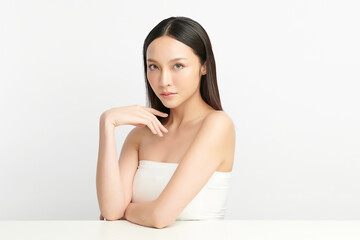 Naklejka premium Beautiful young asian woman with clean fresh skin on white background, Face care, Facial treatment, Cosmetology, beauty and spa, Asian women portrait.