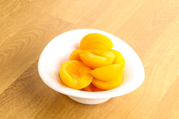 Canned apricot – sweet light dessert