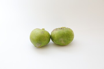 緑色の辛味大根