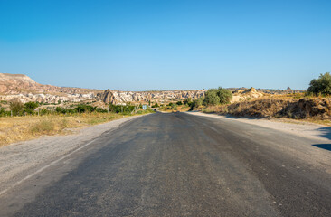 Road near Love Valle