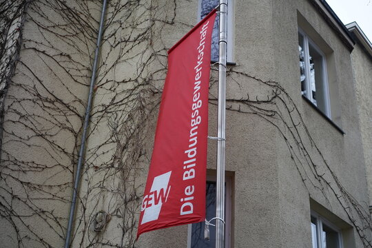 GEW, die Bildungsgewerkschaft in Berlin am 16.01.2022