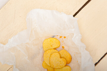 heart shaped shortbread valentine cookies