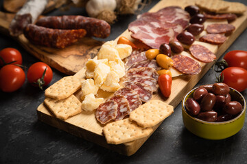 Charcutierie board with various cold cuts