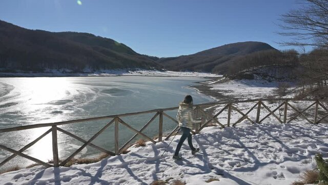 Escursione sulla neve lago del Lagastrello tra Emilia e Toscana