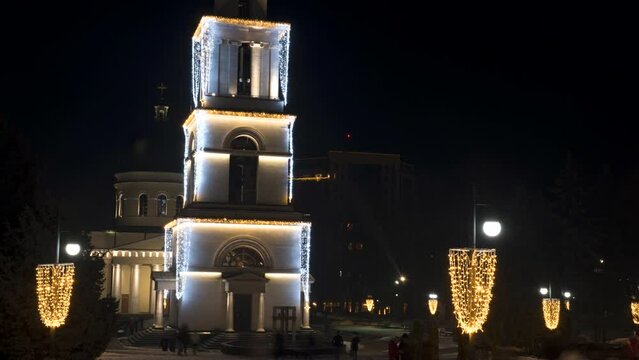 Motion timelapse of Chisinau Cathedral in city center with christmas decorations. Moldova