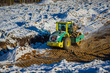padfoot roller compactors in snow winter - obrazy, fototapety, plakaty