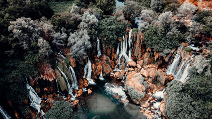 Fototapeta na wymiar Bosnia Herzegovina Kravica Waterfall.jpg
