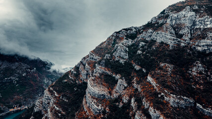 Obraz premium Bosnia Herzegovina River Canyon