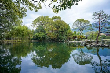 Fototapeta na wymiar 静寂に包まれた日本庭園の情景＠愛媛