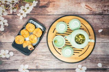 Chinese Tea and Chinese Desserts