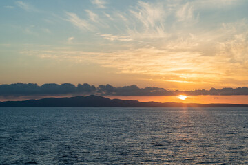 船上から見る夕日 (日本 - 北海道 - 日本海)