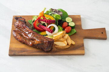barbecue pork spare ribs with vegetables