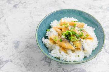 鯖の胡麻味噌どんぶり