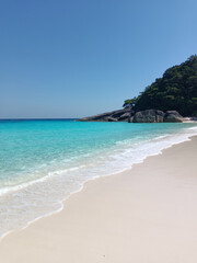 Fototapeta na wymiar Beautiful seascape view at Similan Islands in Thailand as for summer travel background.