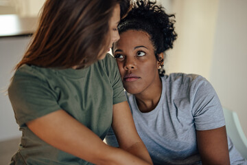 Reasuring caucasian woman, offering a helping hand