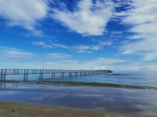 Fototapeta premium pier in the sea