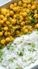 chickpea curry with white rice 