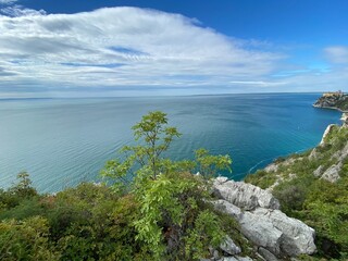 Obraz premium Rilke Weg Wanderweg bei Sistiana zwischen Duino und Triest in der Region Friaul-Julisch Venetien Italien 